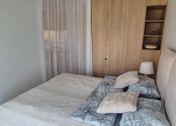 Luxurious Cinnamon Apartment, Self Check-in 24h, Free Parking, Air-conditioning Apartamento